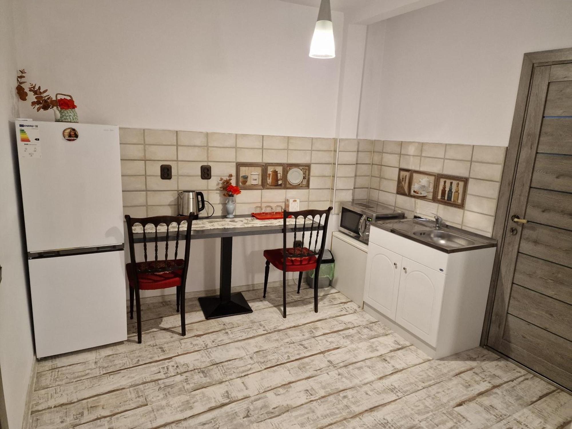 Ullysses Guest House Braşov Extérieur photo