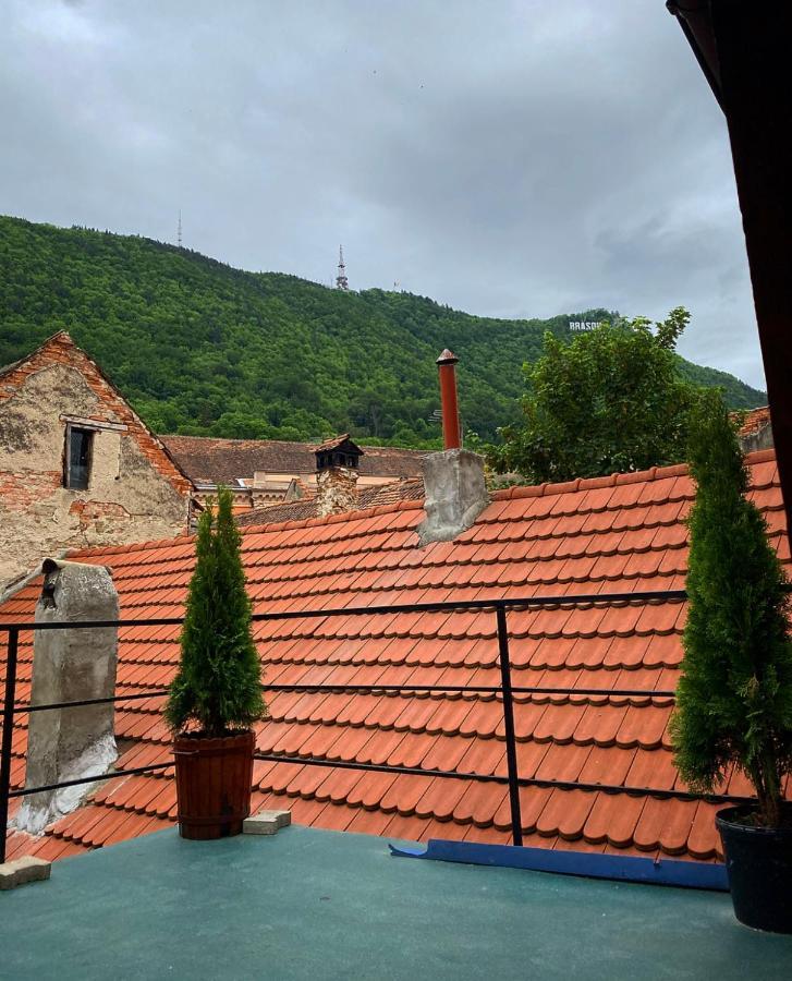 Ullysses Guest House Braşov Extérieur photo